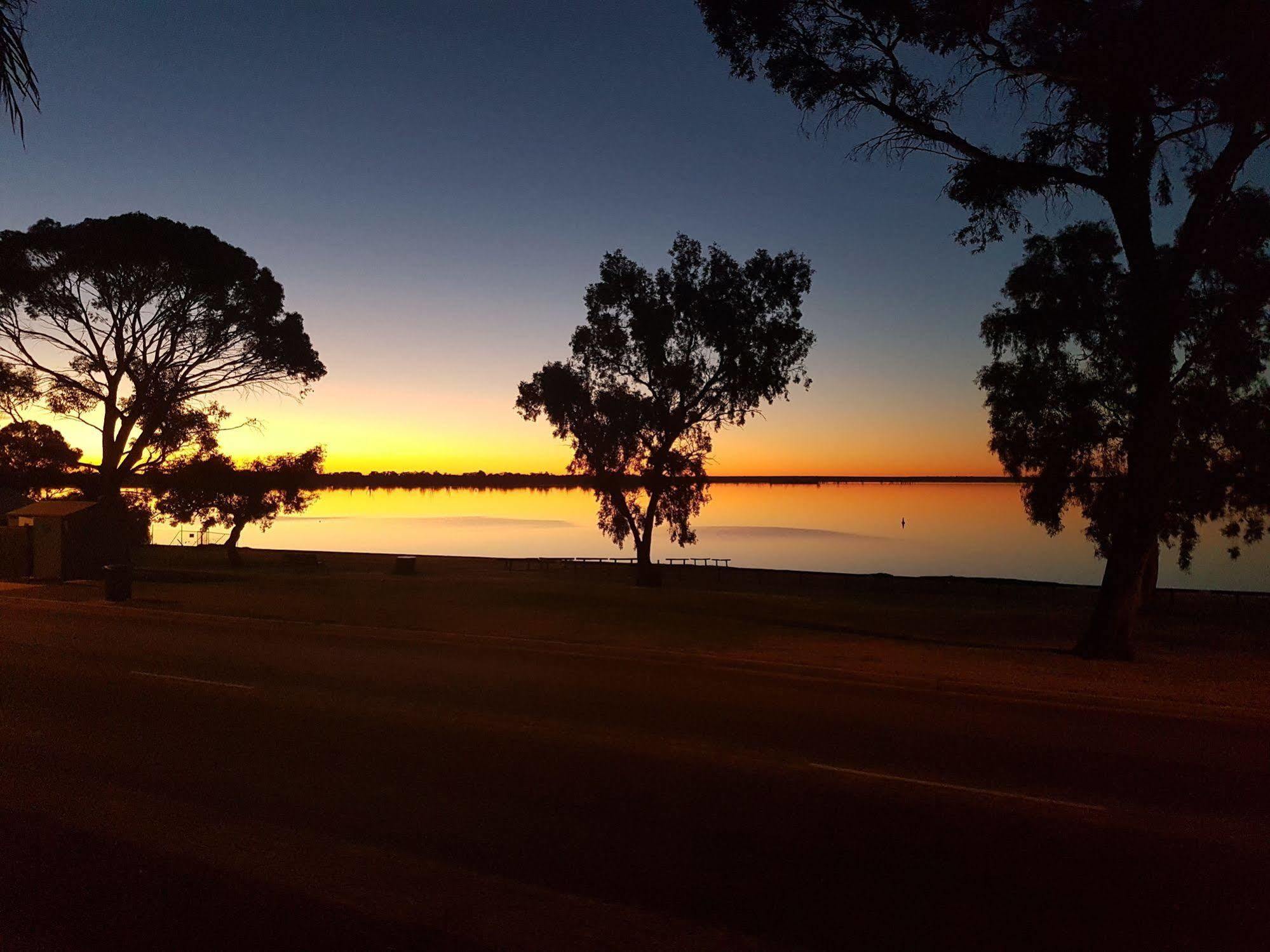 Barmera Lake Resort Motel Dış mekan fotoğraf